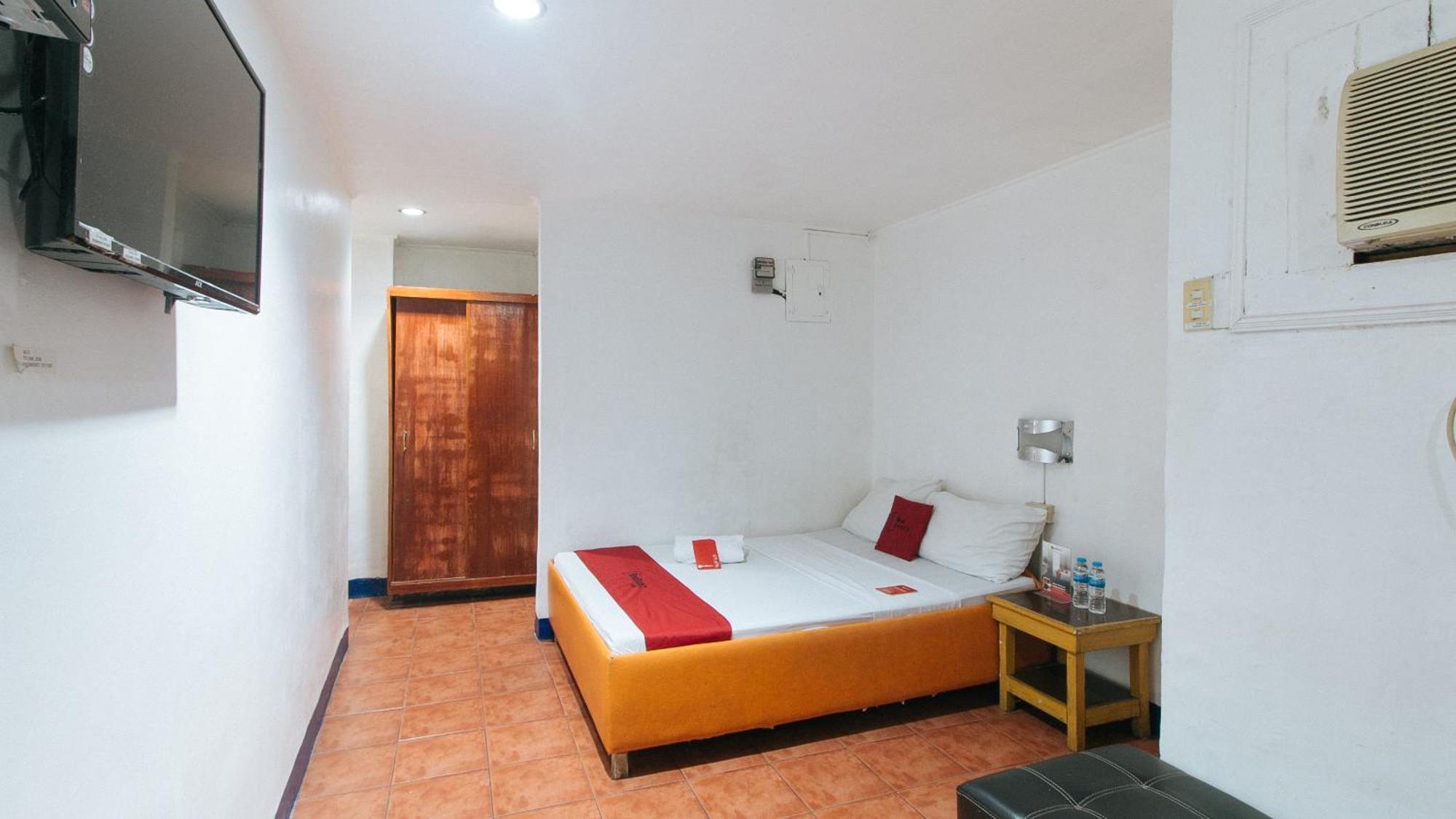 Hotel RedDoorz near East Avenue Medical Center Ciudad Quezon Exterior foto