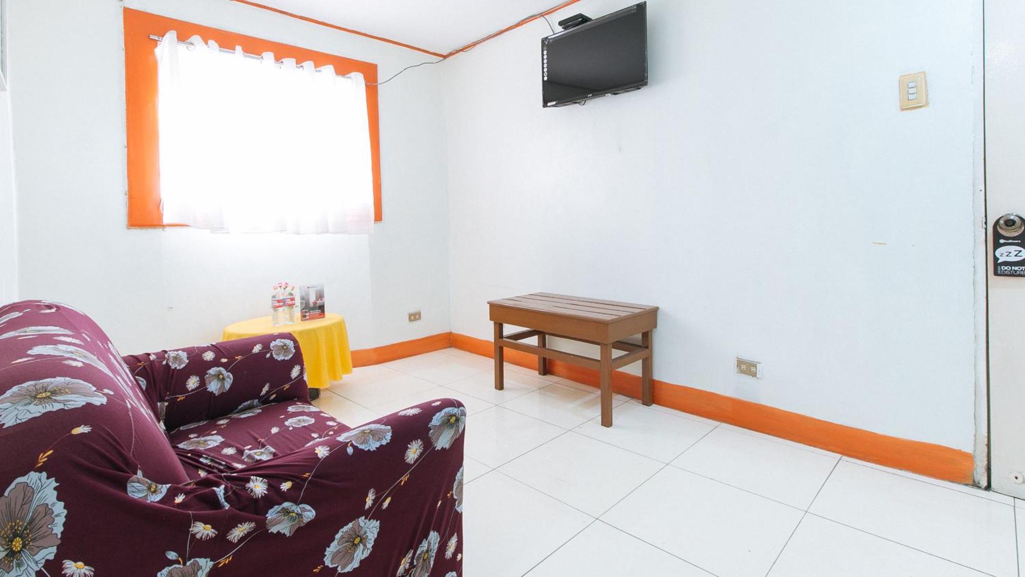 Hotel RedDoorz near East Avenue Medical Center Ciudad Quezon Exterior foto
