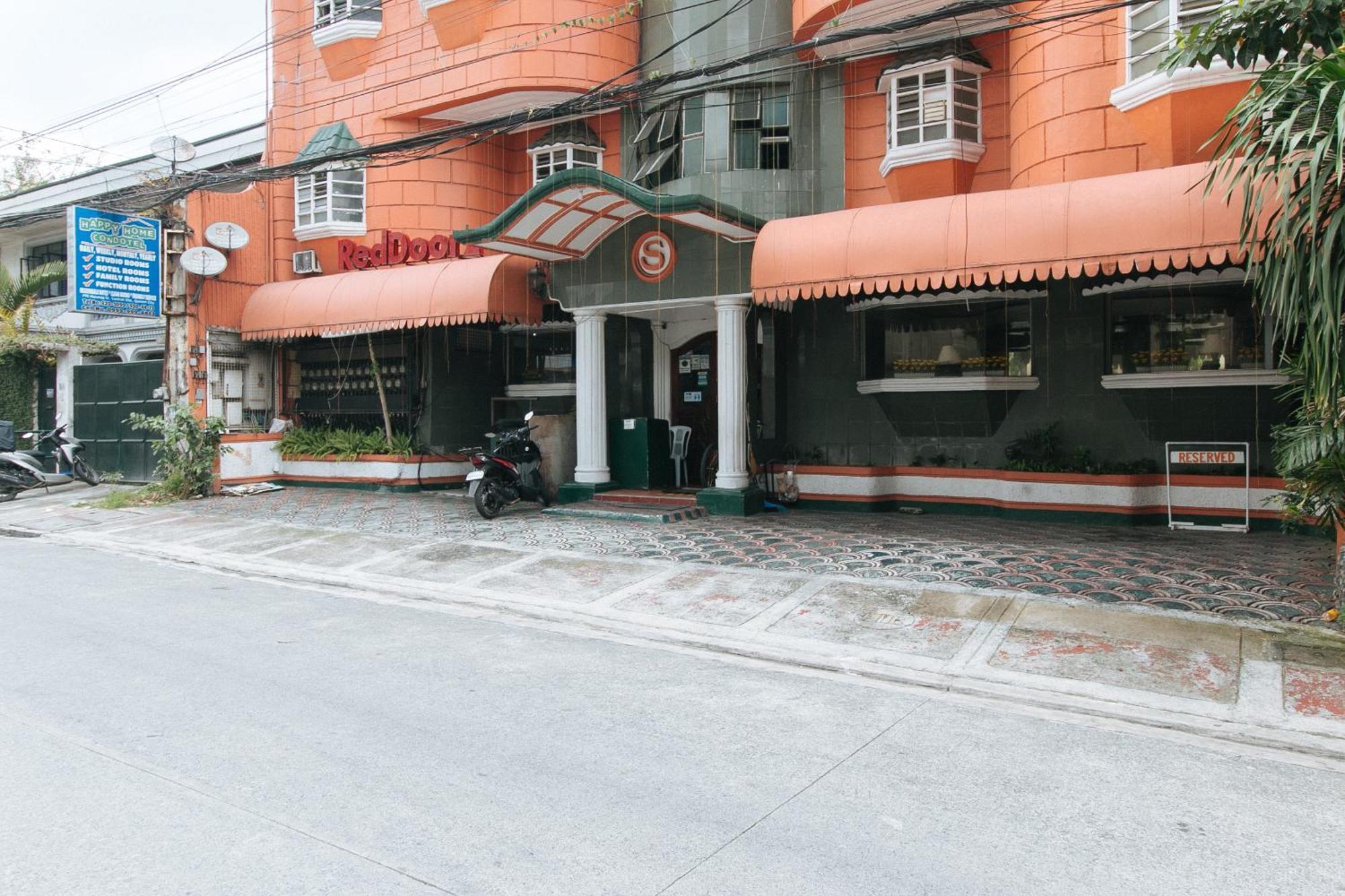 Hotel RedDoorz near East Avenue Medical Center Ciudad Quezon Exterior foto